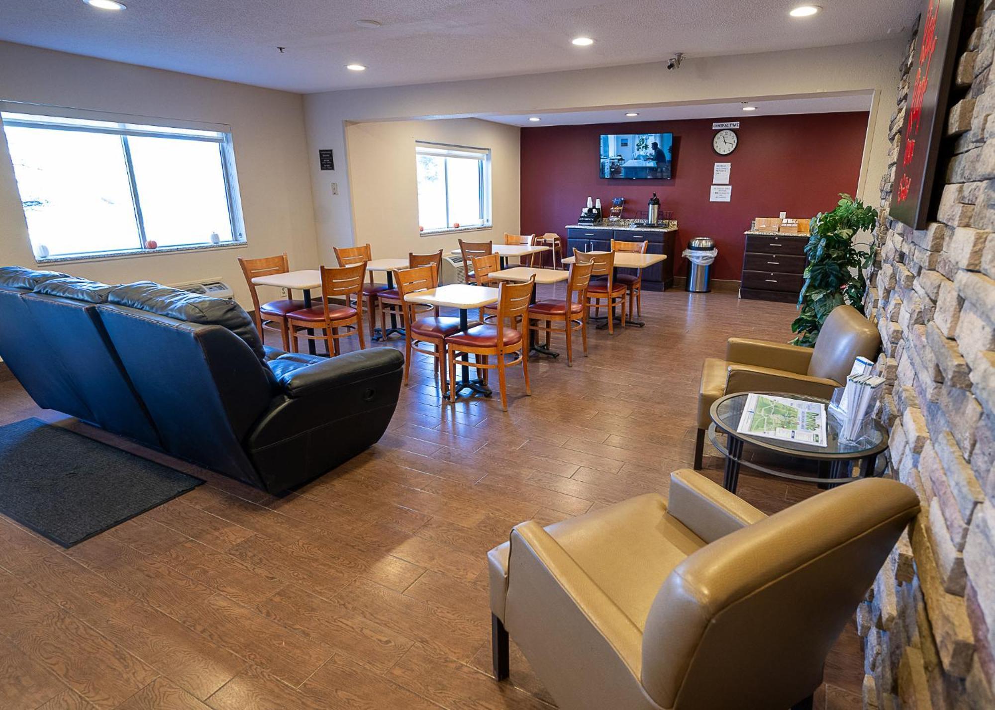 Red Roof Inn & Suites Danville, Il מראה חיצוני תמונה
