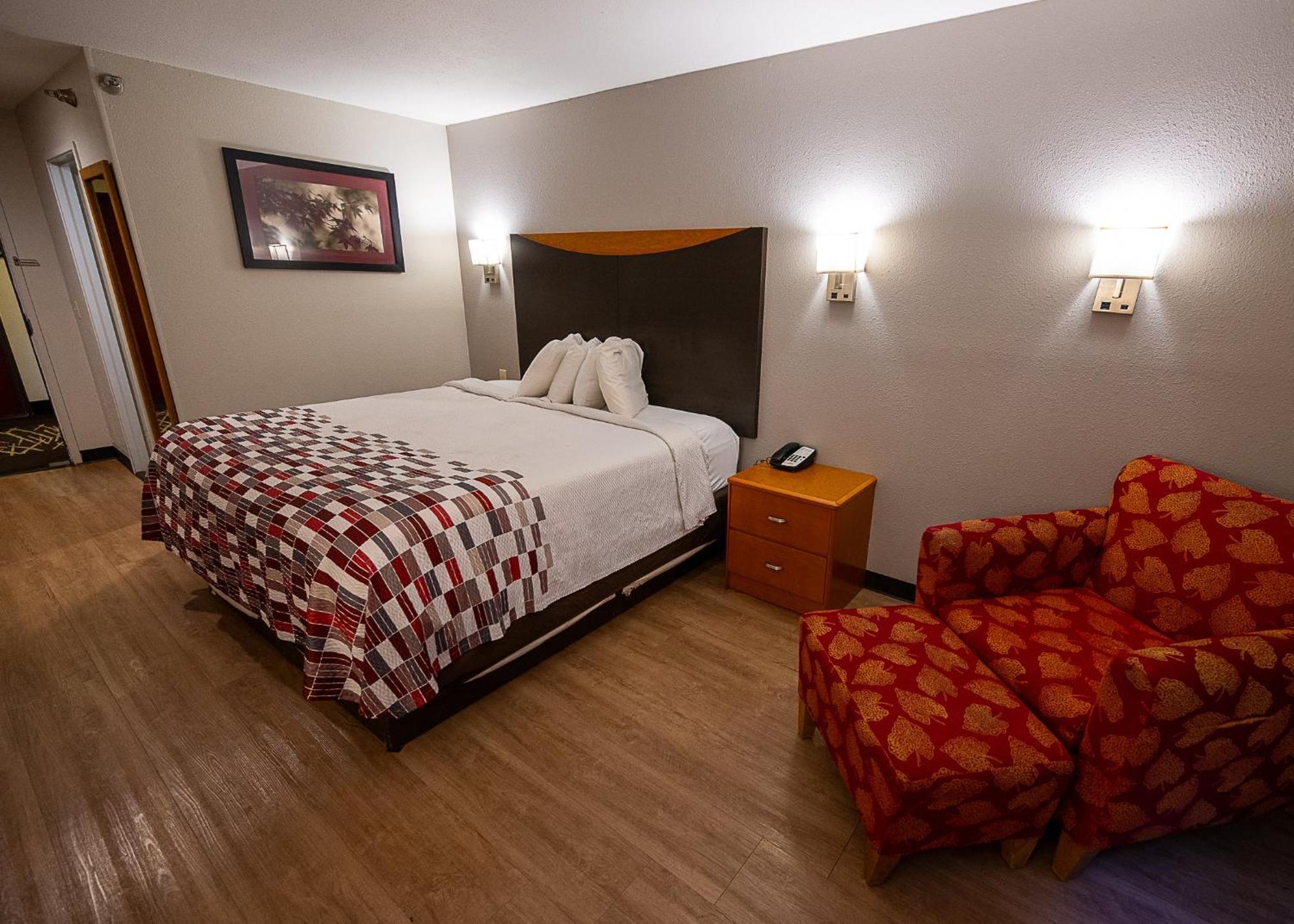 Red Roof Inn & Suites Danville, Il מראה חיצוני תמונה