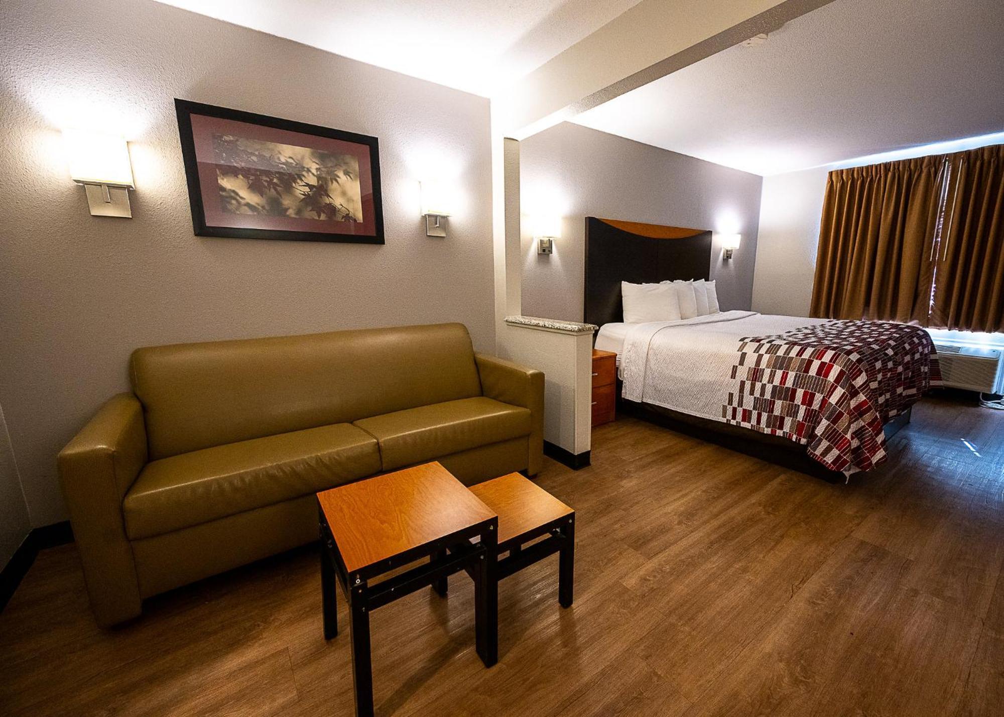 Red Roof Inn & Suites Danville, Il מראה חיצוני תמונה