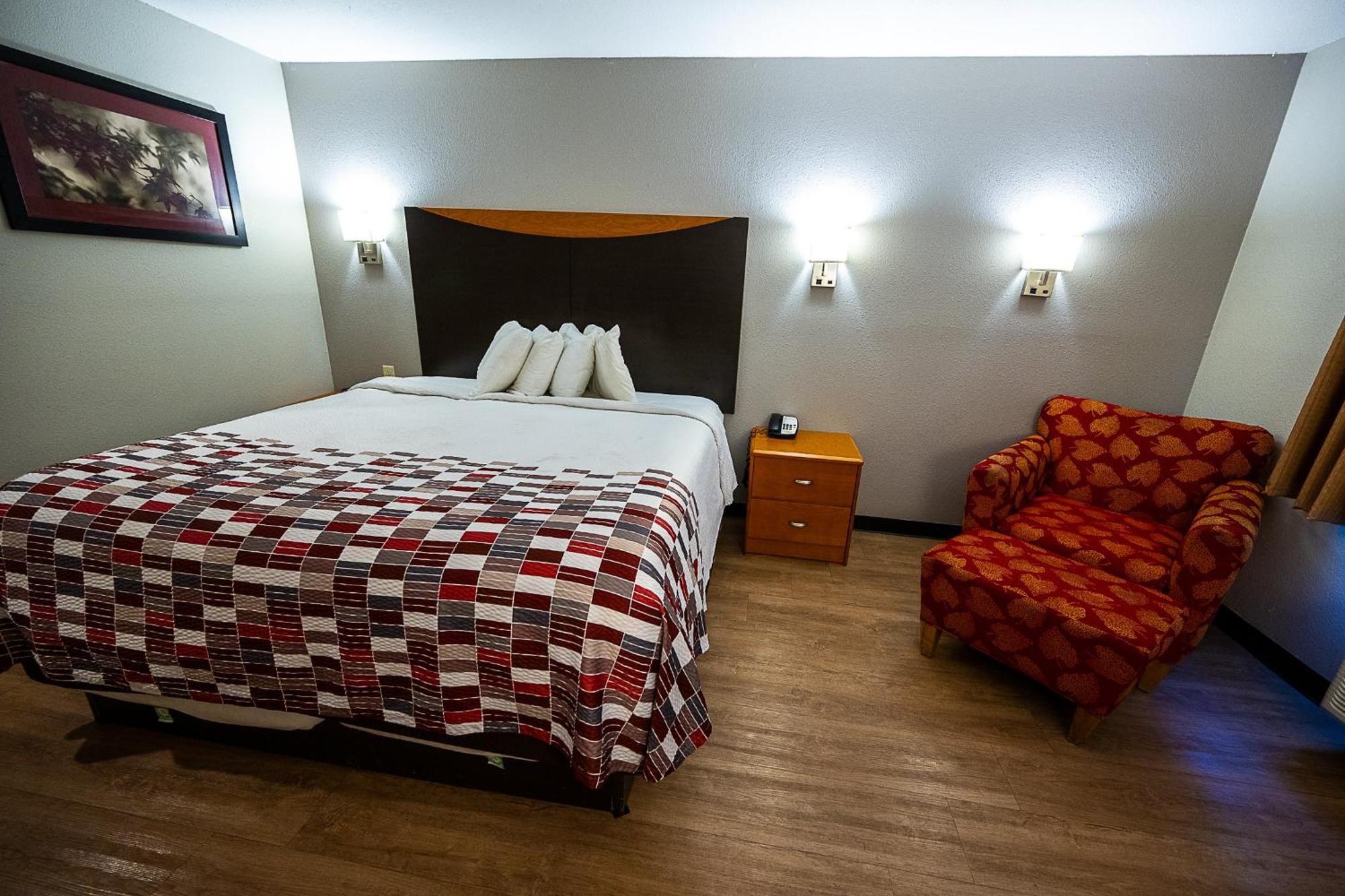Red Roof Inn & Suites Danville, Il מראה חיצוני תמונה